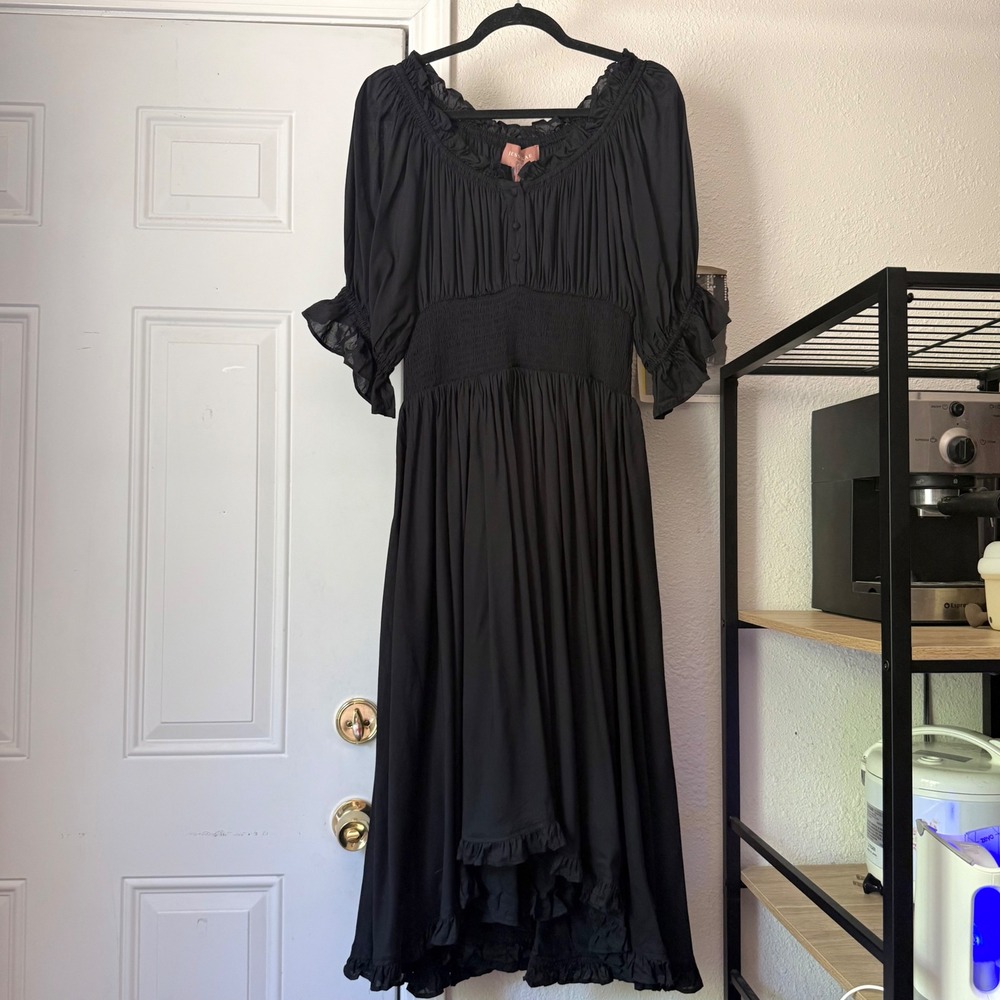 NWT JESSAKAE black off shoulder smocked puff short sleeve ruffle midi dress